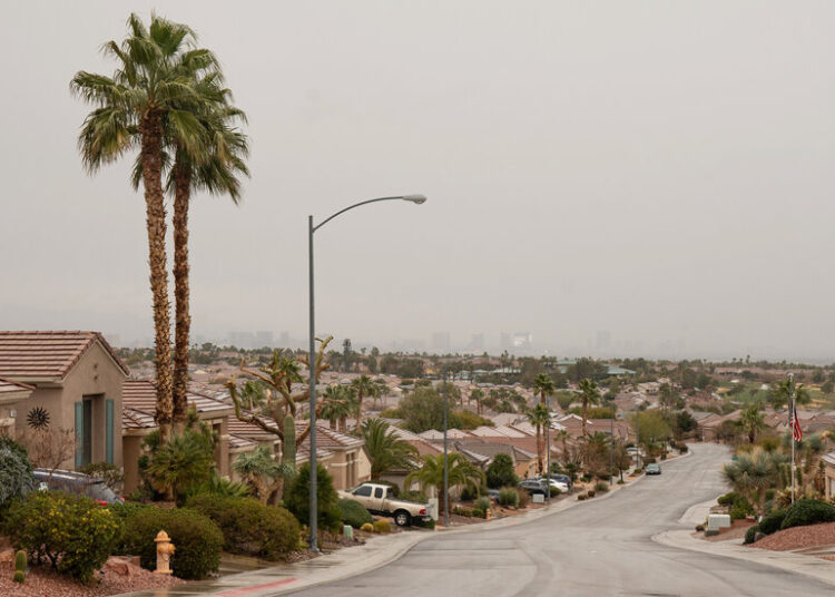 Opinion | Is the Middle-Class Dream Over in Las Vegas?