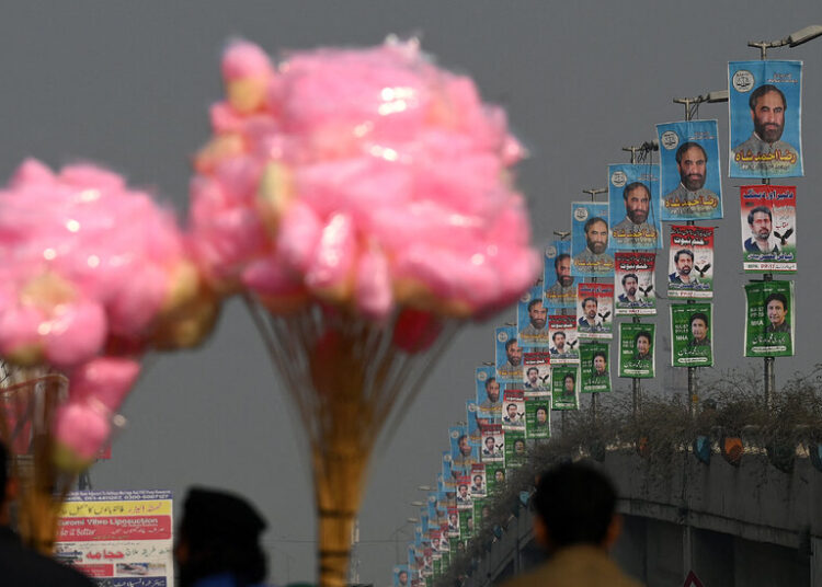 Opinion | Pakistanis Like Me Will Vote This Week, But What’s the Point?