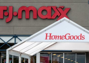 TJX Companies (TJX) earnings Q4 2024