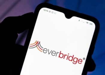 Medium news, startups: If you start generating cash, you can sell for 4x ARR