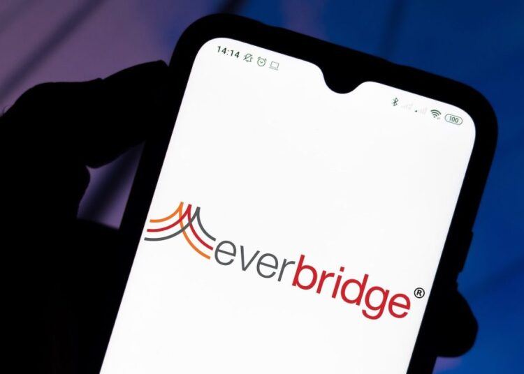 Medium news, startups: If you start generating cash, you can sell for 4x ARR