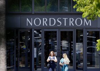 Nordstrom (JWN) earnings Q4 2023