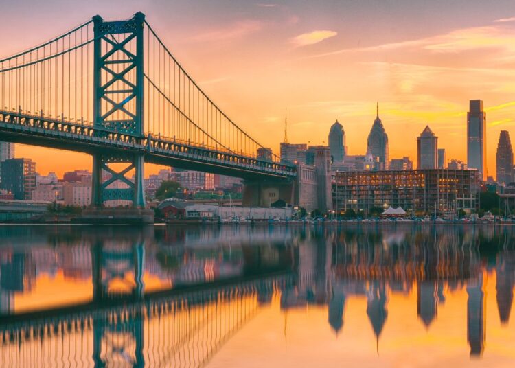 15 Fun Things to do in Philadelphia for Couples